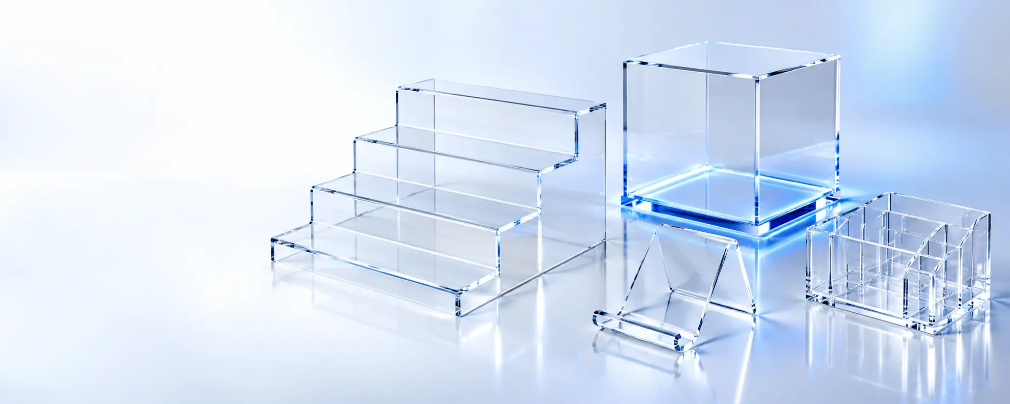 Peças em acrílico transparente